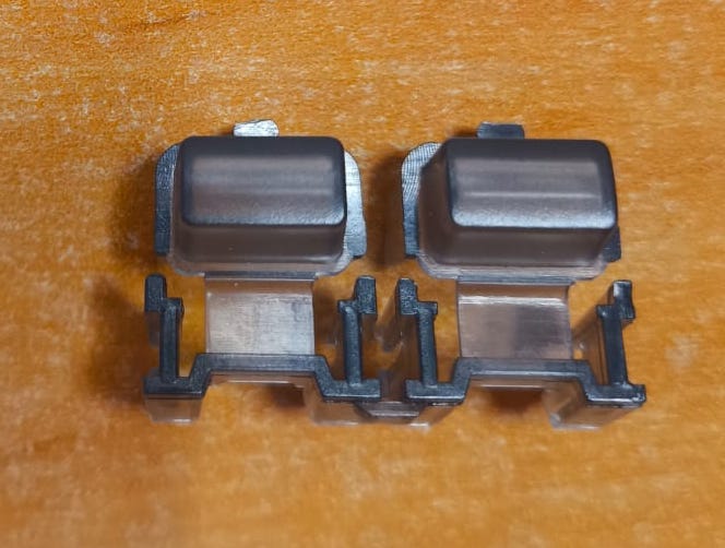 03671756  DS-KEY TOP AX-SYNTH