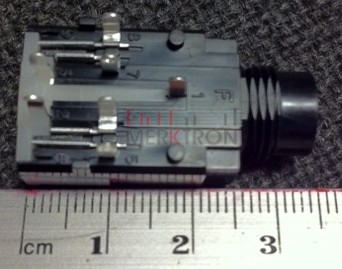 13449252  BASE JACK 6,5mm. ROLAND