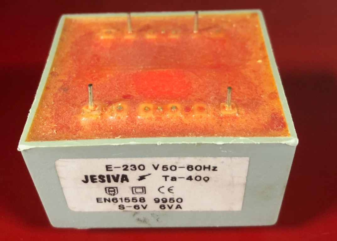 9950  TRAFO ENCAP. 230/6V 6VA = 406005