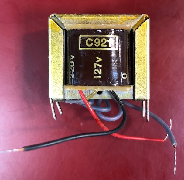 C921  TRANSF. 127/220/ 9+9V  0,2A DC